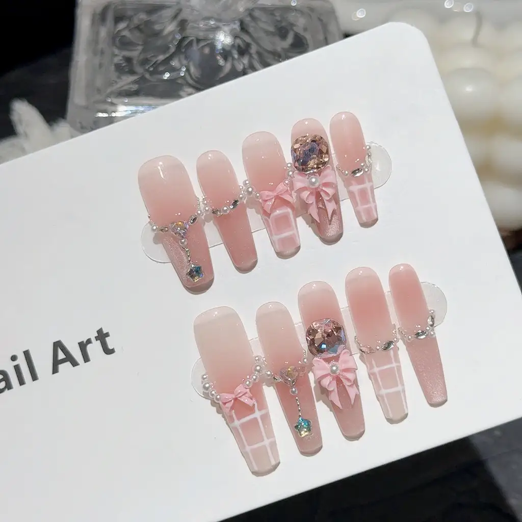 Sweet Pink Blush French Handma - огляд і ціна Nail Art Cat Eye Pink