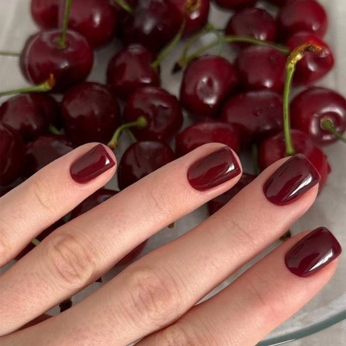 24Pcs Solid Color Press on Nai - огляд і ціна Nail Art Glossy